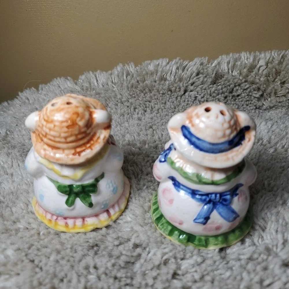Unbranded OS Salt and Pepper Shakers Unisex Multi Pig Ceramic Vintage Farmhouse